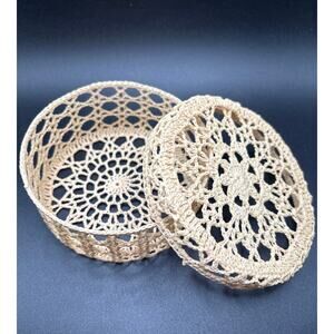 Crocheted Lidded Trinket/Vanity Box Round Starched Vintage Cottage Core Decor